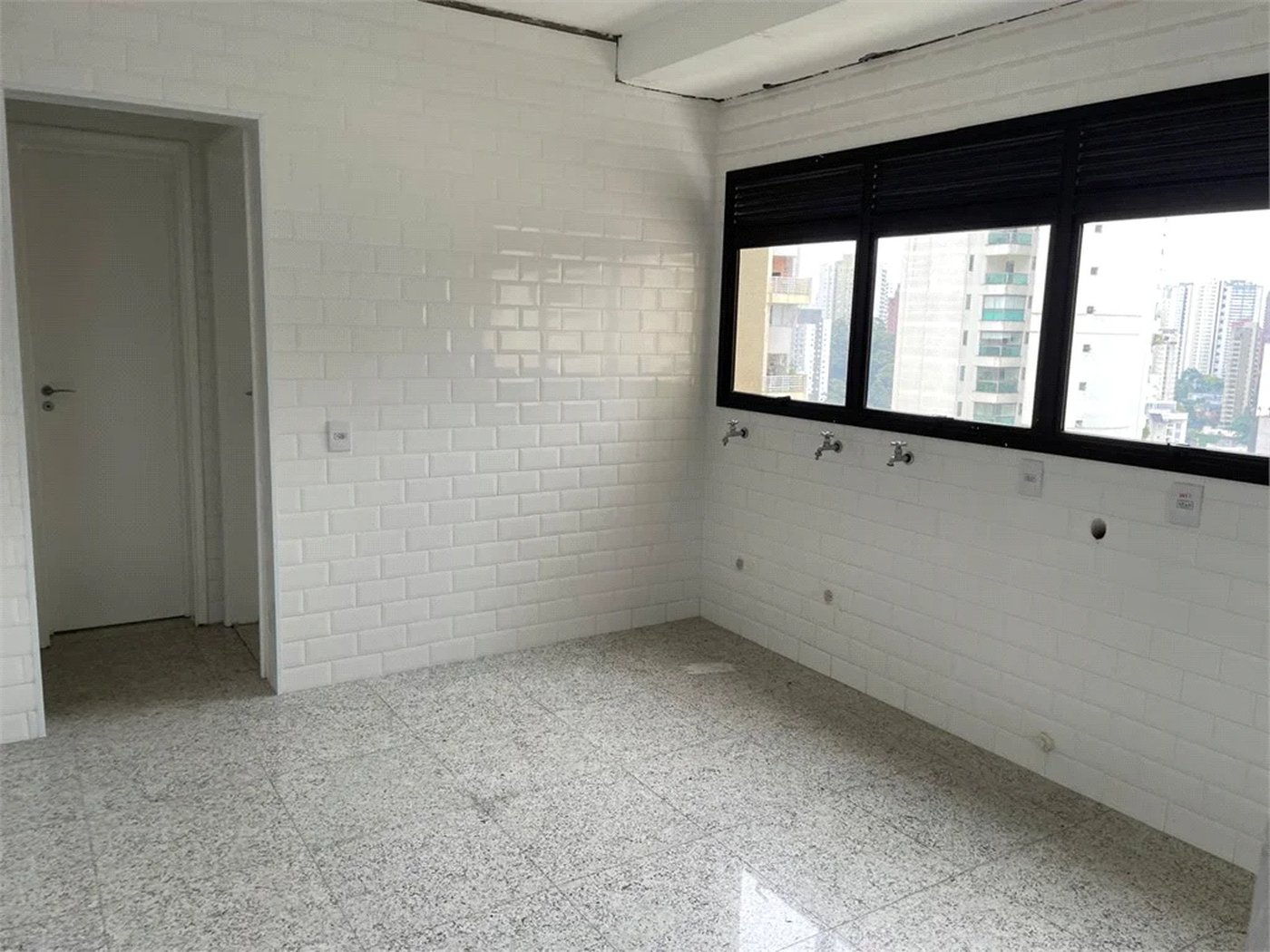Apartamento à venda ou para alugar com 4 suítes em Vila Andrade, São Paulo, SP