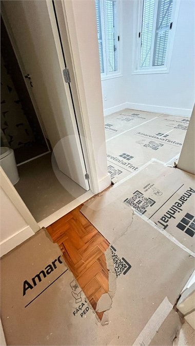 Apartamento com 69 metros todo reformado ao lado da Alameda Lucas em Atibaia.