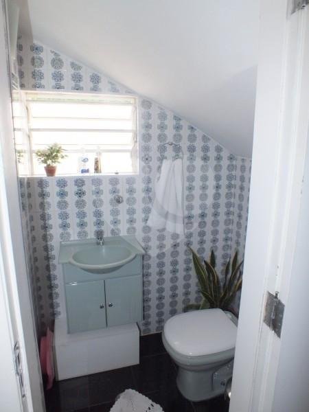 Casa à venda com 3 quartos, sendo 1 suíte, em Jardim Oriental, São Paulo, SP