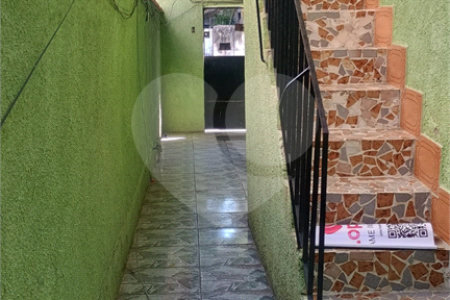 Sobrado para alugar com 2 quartos em Campo Grande, Rio de Janeiro, RJ