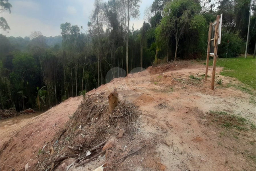 Terreno à venda no condomínio Alpes da Cantareira, Mairiporã - SP
