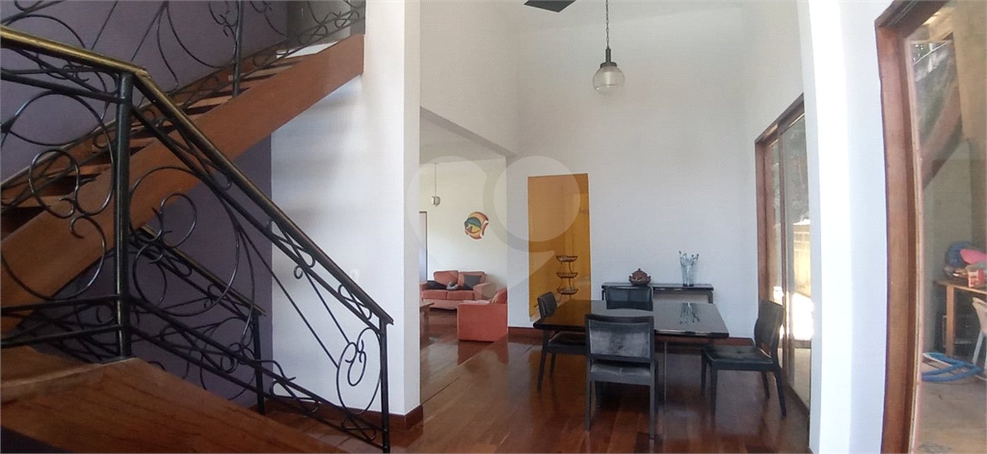 Casa à venda com 5 quartos, sendo 1 suíte, em Roseira, Mairiporã, SP