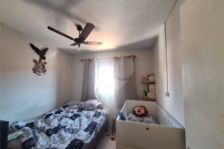 Sobrado à venda com 2 quartos em Vila Nivi, São Paulo, SP