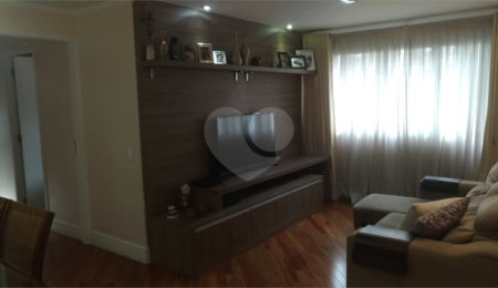Apartamento à venda com 3 quartos, sendo 1 suíte,  em Cidade Monções, São Paulo, SP