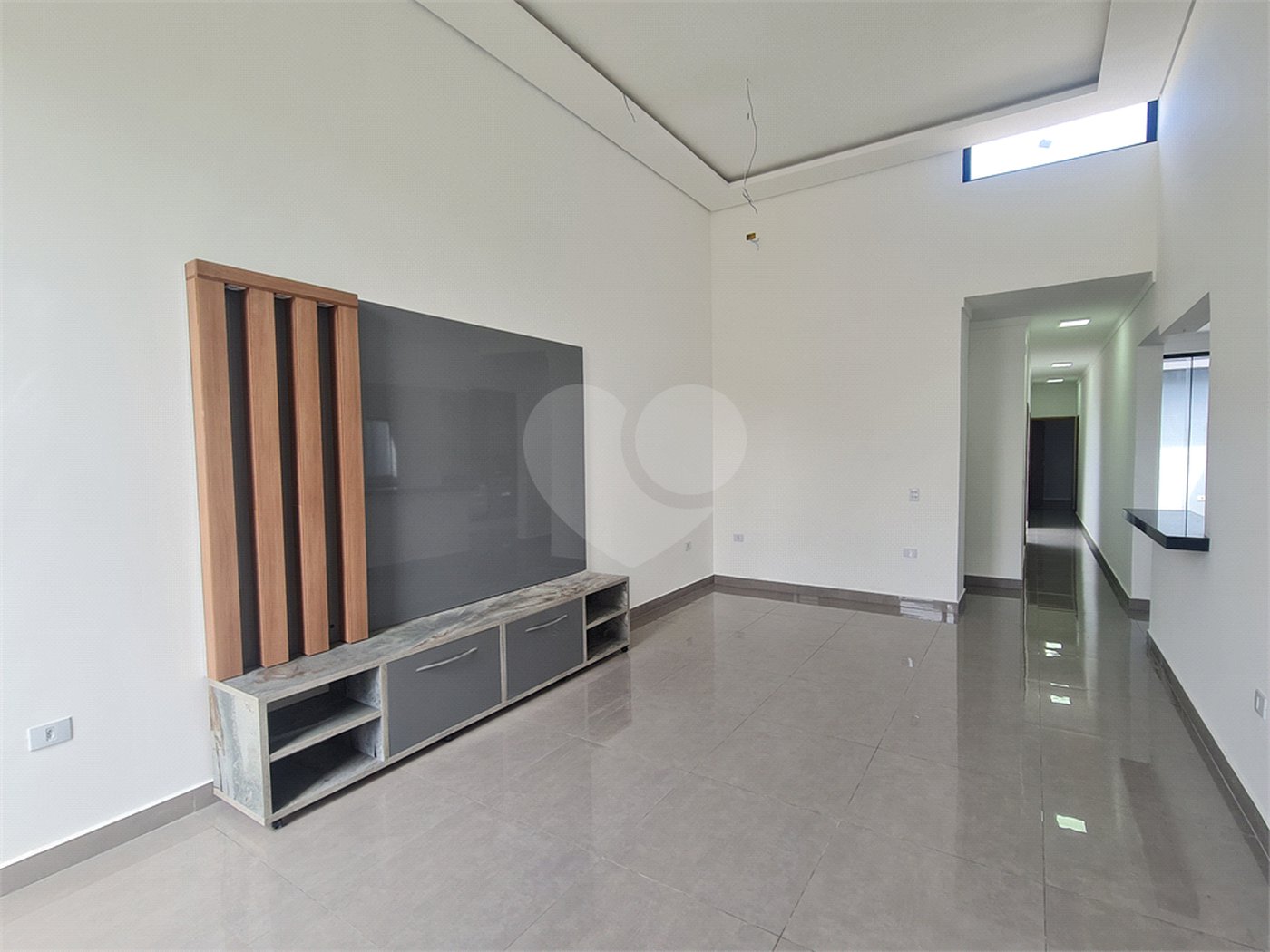 Casa à venda com 3 quartos, sendo 1 suíte,  no condomínio Reserva Ipanema I, Sorocaba - SP