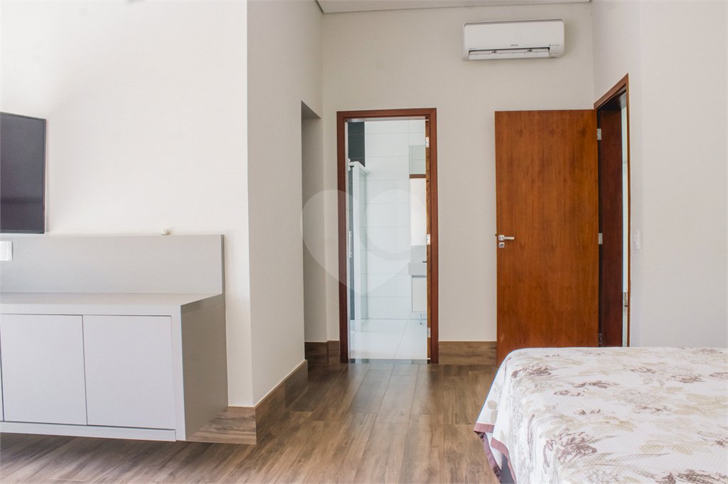 Casa à venda com 4 suítes no condomínio Residencial Saint Charbel, Araçoiaba da Serra - SP