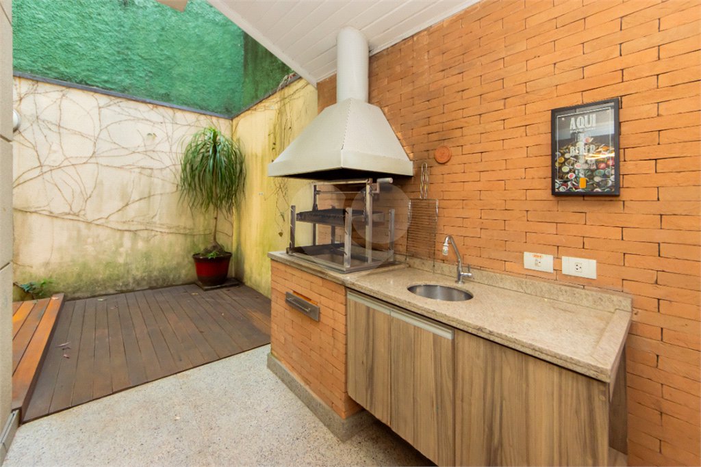 Casa à venda com 5 suítes no condomínio Solar dos Manacas, São Paulo - SP