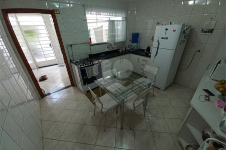 Sobrado à venda com 3 quartos, sendo 1 suíte, em Jardim Umarizal, São Paulo, SP
