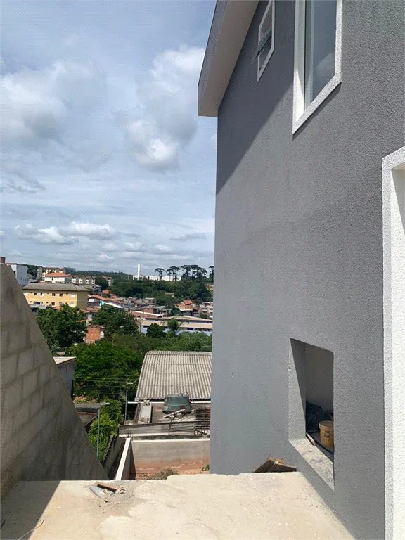 Sobrado à venda com 2 quartos em Jardim São Miguel, Cotia, SP