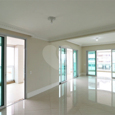 Apartamento à venda com 4 quartos, sendo 3 suítes, em Santana, São Paulo, SP