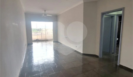 Apartamento à venda com 3 quartos, sendo 1 suíte,  em Condomínio Itamaraty, Ribeirão Preto, SP