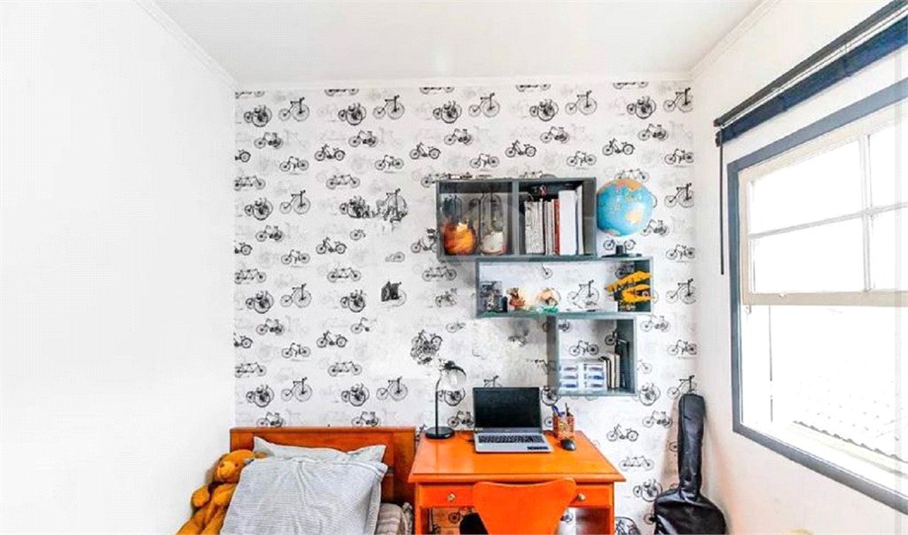 Sobrado à venda com 4 quartos, sendo 1 suíte, em Vila Cordeiro, São Paulo, SP