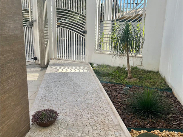 Sobrado à venda com 4 suítes em Jardim França, São Paulo, SP