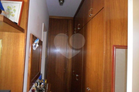 Apartamento à venda com 3 quartos, sendo 1 suíte, em Vila Andrade, São Paulo, SP