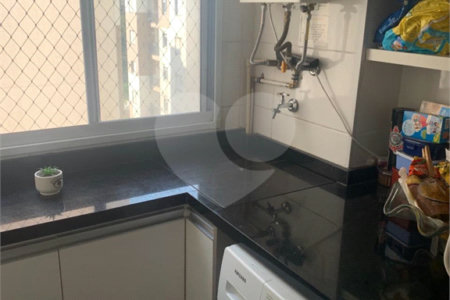 Apartamento à venda com 2 quartos em Parque Reboucas, São Paulo, SP