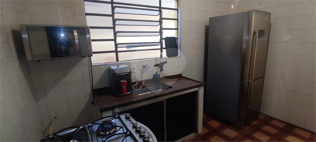 Sobrado à venda com 6 quartos, sendo 1 suíte, em Vila Acoreana, Poá, SP