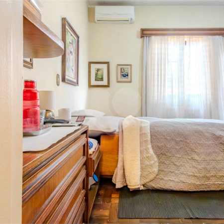 Sobrado à venda com 4 quartos, sendo 1 suíte,  em Vila Cruzeiro, São Paulo, SP