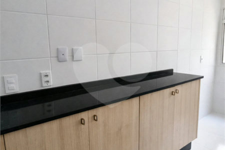 Apartamento à venda com 3 quartos em Jardim Caiapiá, Cotia, SP