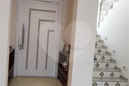Casa à venda com 3 suítes no condomínio Parque do Varvito, Itu - SP