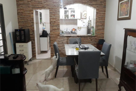 Sobrado à venda com 3 suítes em Vila Nivi, São Paulo, SP