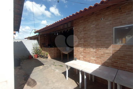 Casa à venda com 2 quartos em Cambuí, Itapetininga, SP