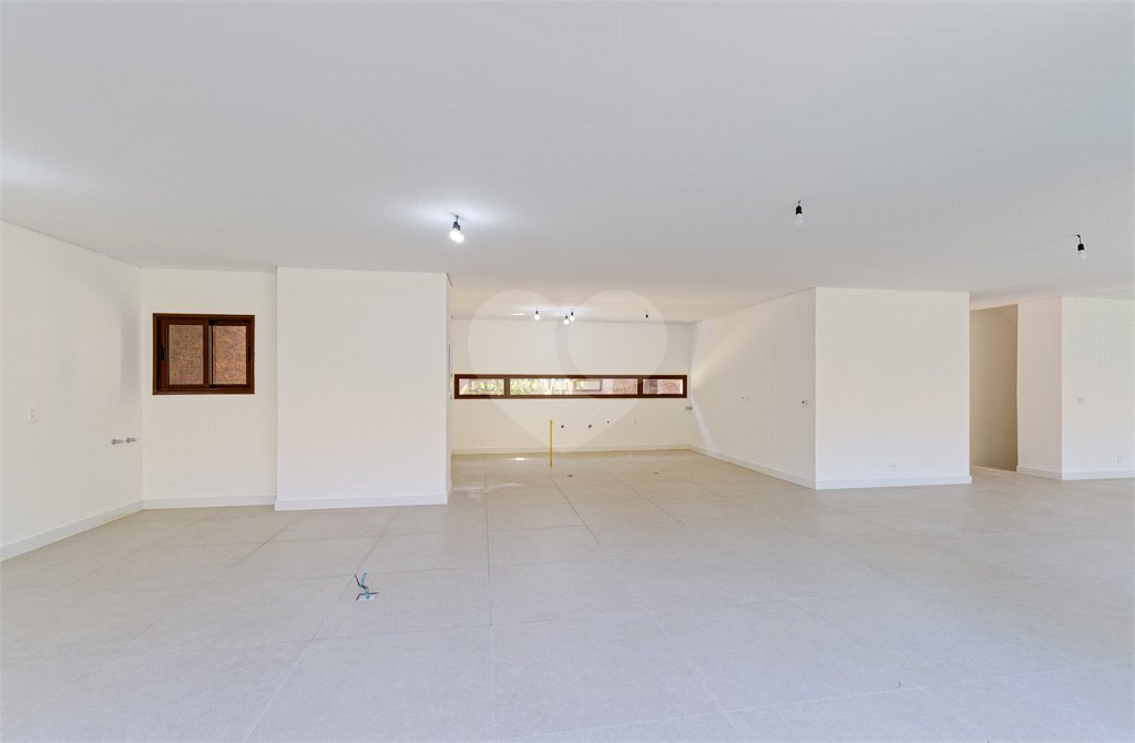 Casa à venda com 4 suítes no condomínio Casa Flora Badra, São Paulo - SP