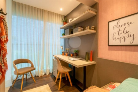 Apartamento à venda com 3 quartos, sendo 2 suítes, em Moema, São Paulo, SP