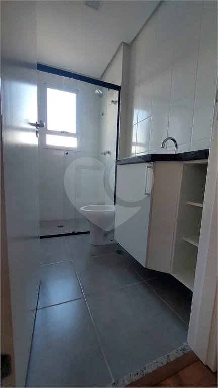 Apartamento para alugar com 2 quartos, sendo 1 suíte, em Aparecidinha, Sorocaba, SP