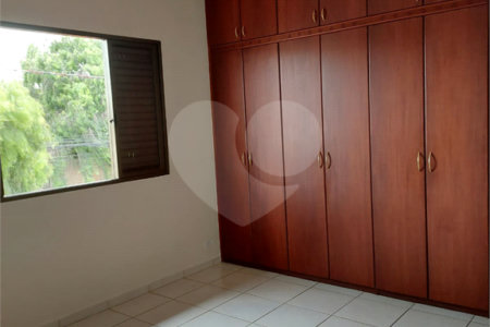 Sobrado à venda com 3 quartos, sendo 1 suíte,  em Jardim Regina, Indaiatuba, SP