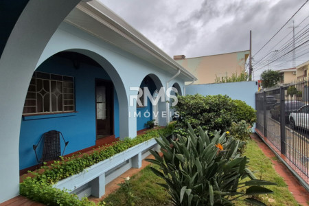 Casa à venda com 3 quartos no Centro, Itu, SP