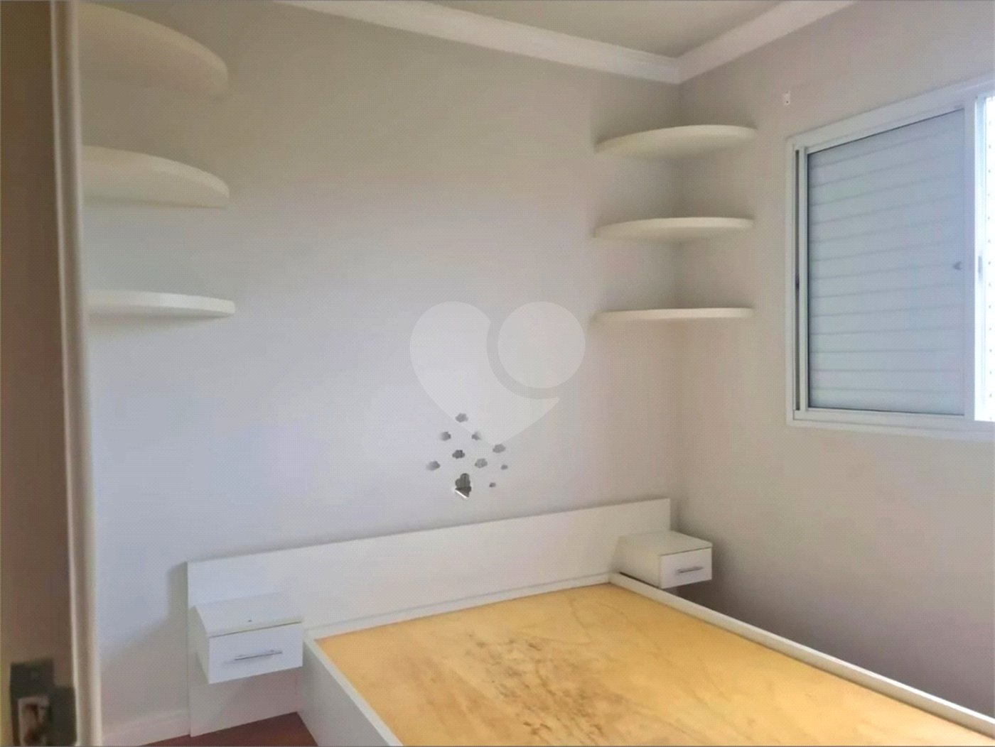 Apartamento à venda com 3 quartos, sendo 1 suíte, em Jardim Ester, São Paulo, SP