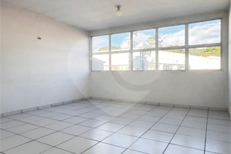 Prédio para alugar no Centro, Poá, SP