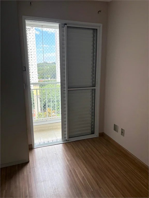 Apartamento à venda com 3 quartos, sendo 1 suíte,  em Jaguaré, São Paulo, SP