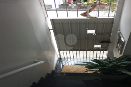 Casa à venda com 3 quartos, sendo 1 suíte,  em Lapa de Baixo, São Paulo, SP