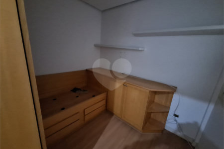 Casa à venda com 4 suítes no condomínio Villagio DI Sopra, São Paulo - SP