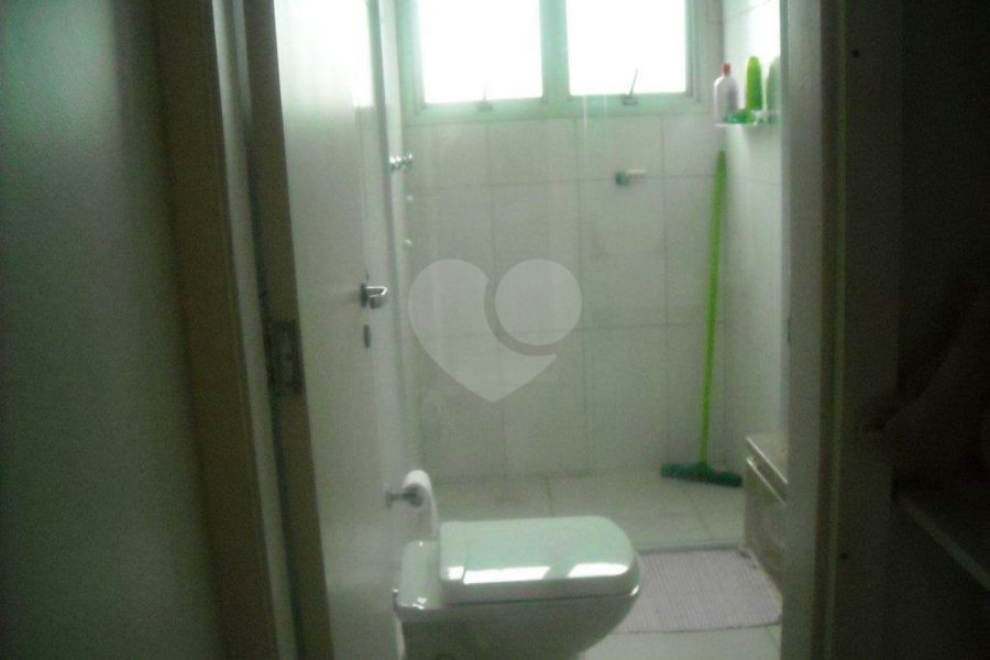 Apartamento à venda com 4 quartos, sendo 1 suíte, em Enseada, Guarujá, SP
