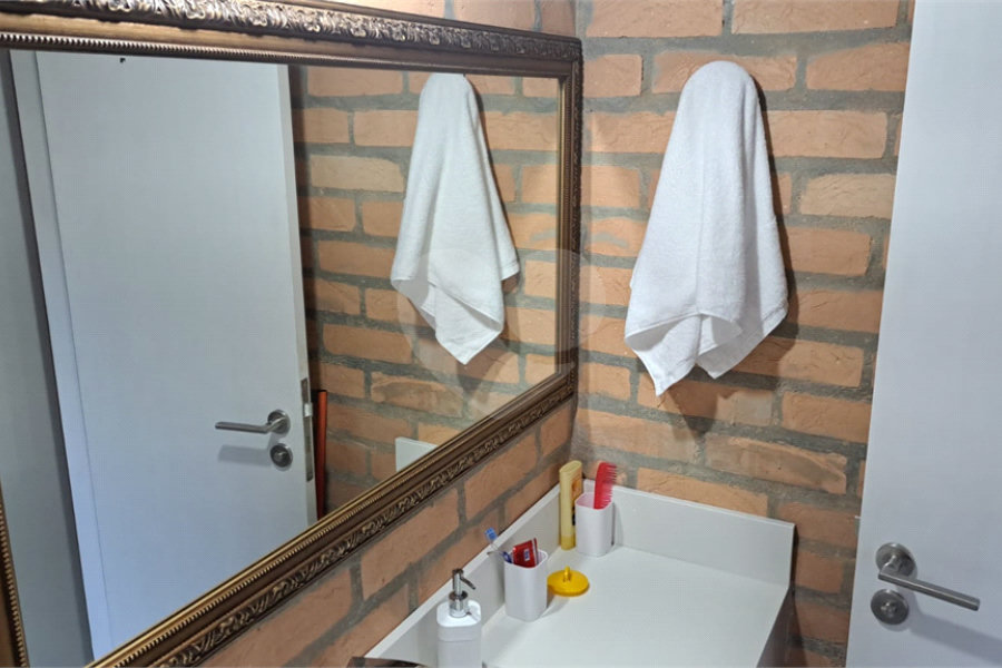Casa à venda com 3 quartos, sendo 1 suíte, no condomínio Alpes da Cantareira, Mairiporã - SP