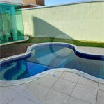 Casa à venda com 3 suítes no condomínio Figueira Garden, Atibaia - SP
