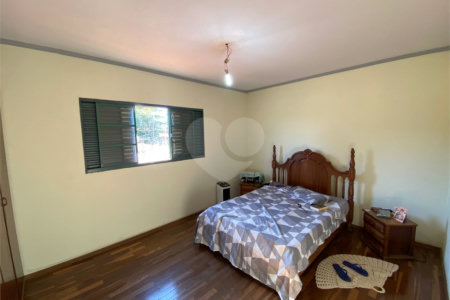 Casa/sobrado para venda com piscina no Santa Felícia Jardim