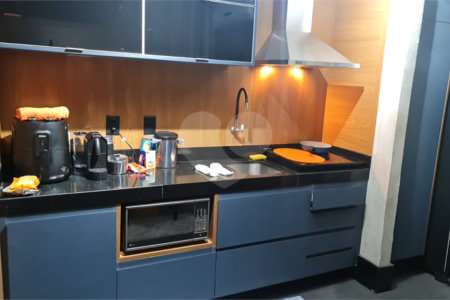 Apartamento à venda com 1 suíte em Vila Suzana, São Paulo, SP