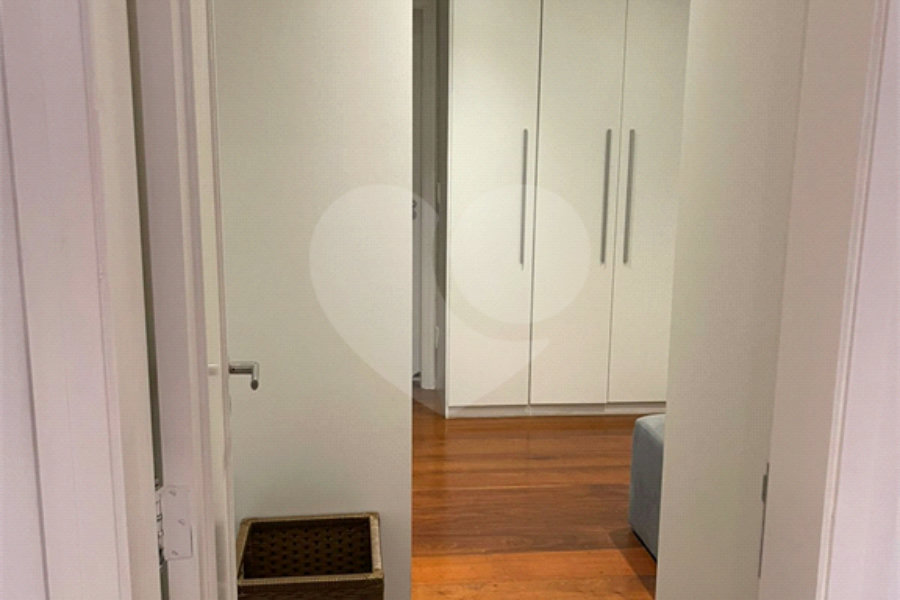 Apartamento à venda com 4 quartos, sendo 2 suítes, em Santana, São Paulo, SP