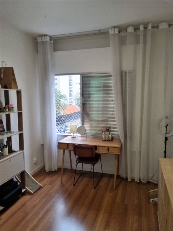 Apartamento à venda com 2 quartos em Moema, São Paulo, SP