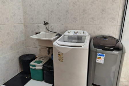 Casa à venda com 3 quartos, sendo 1 suíte, em Real Parque, Votorantim, SP