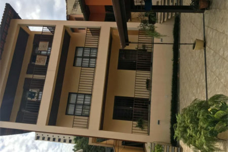 Casa à venda com 4 quartos, sendo 2 suítes, em Vila Suzana, São Paulo, SP