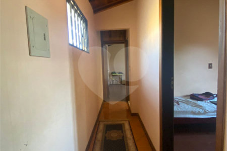 Casa à venda com 2 quartos, sendo 1 suíte,  em Jardim Alvinópolis Ii, Atibaia, SP
