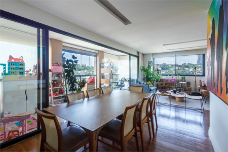 Apartamento à venda com 4 quartos, sendo 2 suítes,  em Jardim Panorama, São Paulo, SP