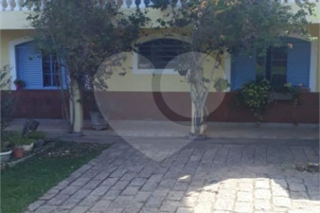 Chácara à venda com 3 quartos, sendo 2 suítes, em Chácara Companheiros, Jundiaí, SP