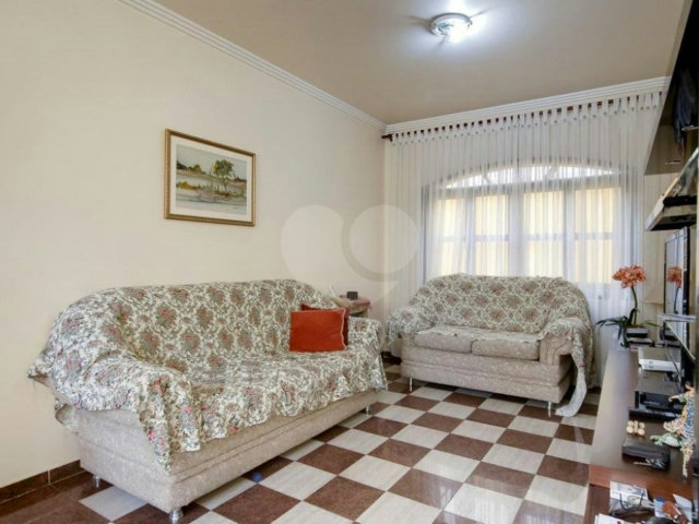 Sobrado à venda com 3 quartos, sendo 2 suítes,  em Alto da Boa Vista, São Paulo, SP