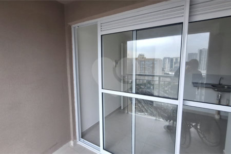 Apartamento à venda com 2 quartos em Parque Industrial Tomas Edson, São Paulo, SP
