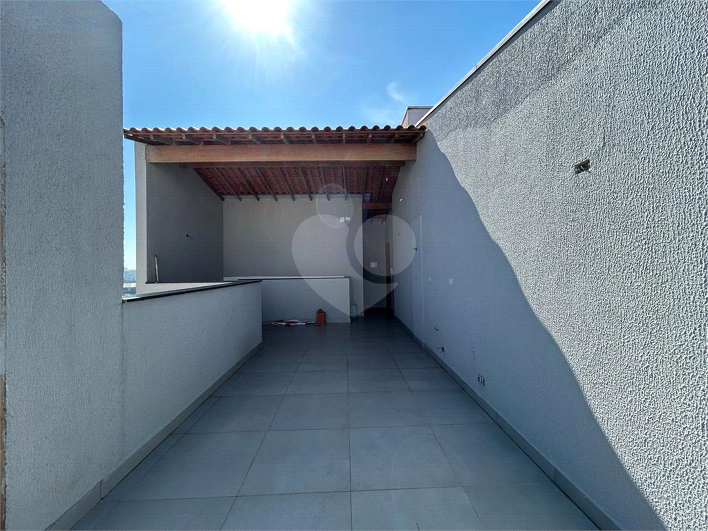 Apartamento à venda com 2 quartos, sendo 1 suíte,  em Vila Guarani, Santo André, SP